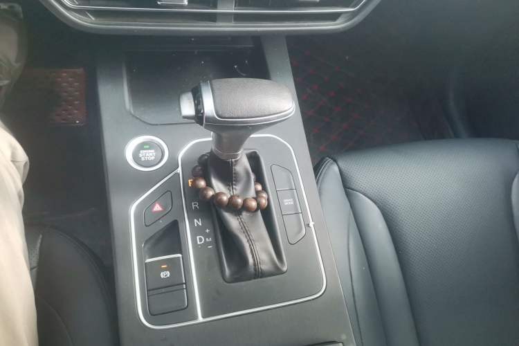 Used Dongfeng Fengon 580Pro 2020 280TGDI CVT Yuling Edition Gear Lever