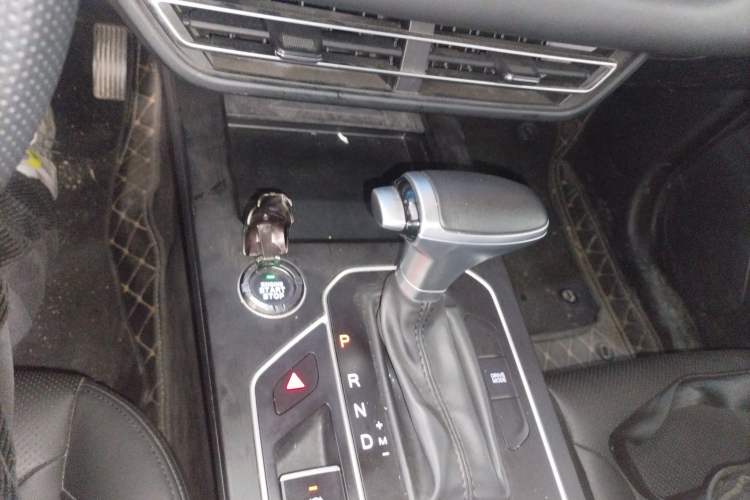 Used Dongfeng Fengon 580Pro 2020 280TGDI CVT Smart Edition Gear Lever