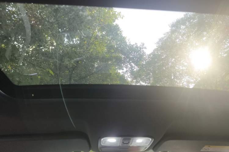 Used Dongfeng Fengon 580Pro 2020 220T Manual Yuling Edition Headliner