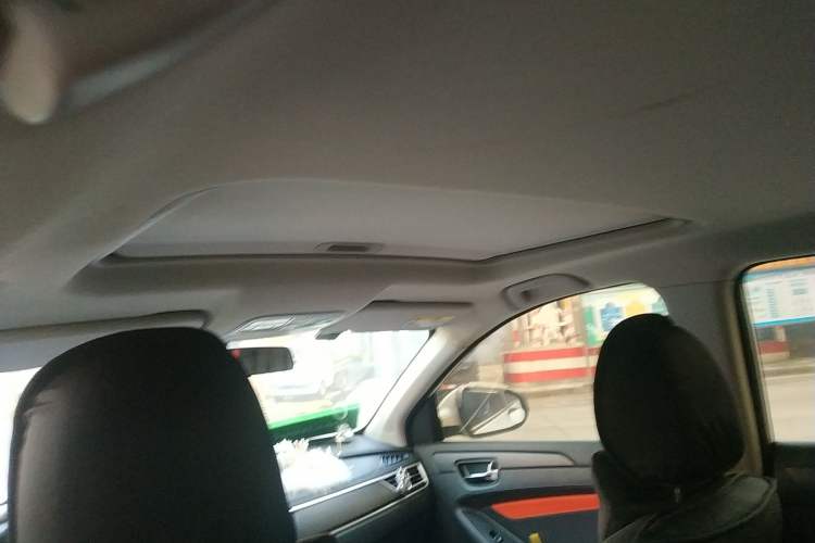 Used Dongfeng Fengon 580Pro 2020 220T Manual Yuling Edition Headliner