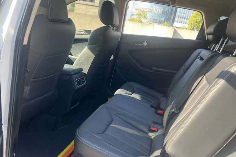 Used Dongfeng Fengon 580Pro 2020 220T Manual Yuling Edition Interior 3