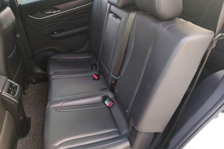 Used Dongfeng Fengon 580Pro 2020 280TGDI CVT Navigation Edition Interior 4