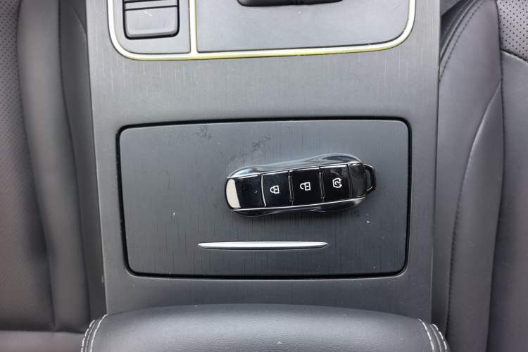 Used Dongfeng Fengon 580Pro 2020 280TGDI CVT Smart Edition Interior 4