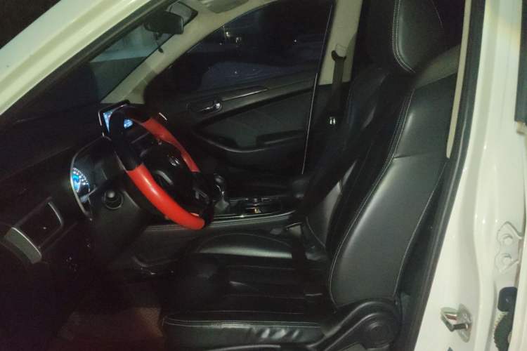 Used Dongfeng Fengon 580Pro 2020 220T Manual Yuling Edition Left Front Seat
