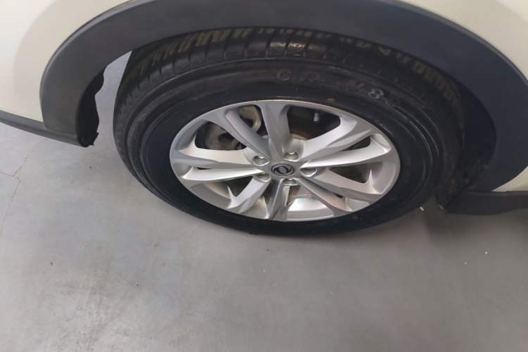 Used Dongfeng Fengon 580Pro 2020 280TGDI CVT Yuling Edition Left Front Wheel Hub