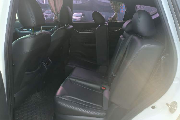 Used Dongfeng Fengon 580Pro 2020 280TGDI CVT Navigation Edition Left Rear Seat