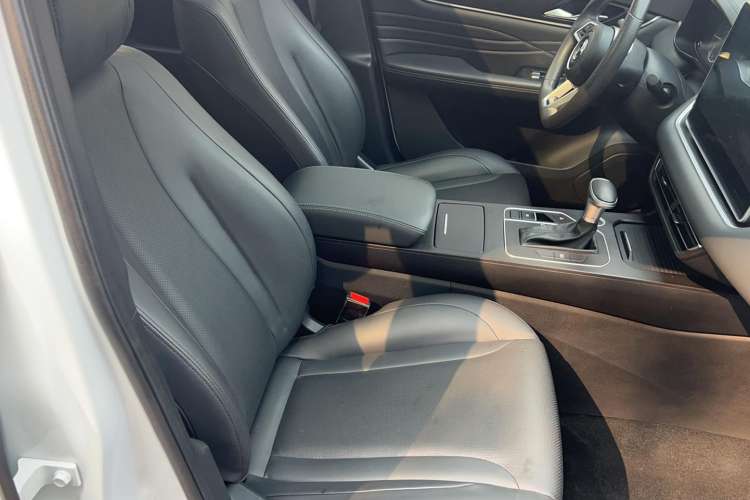 Used Dongfeng Fengon 580Pro 2020 280TGDI CVT Smart Edition Right Front Seat