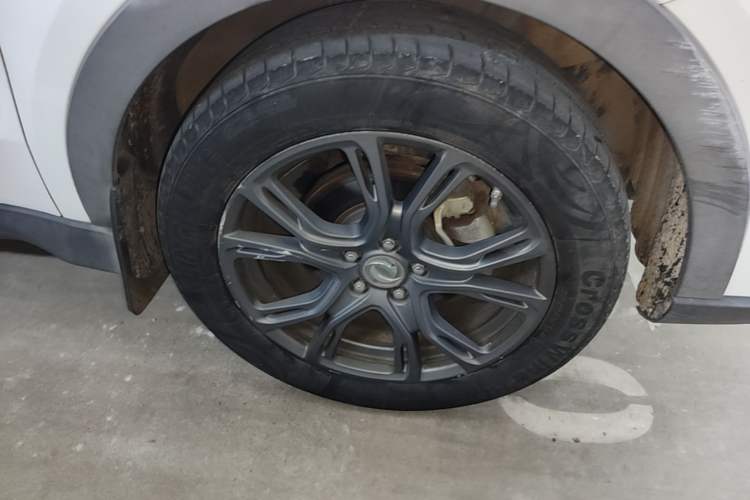 Used Dongfeng Fengon 580Pro 2020 280TGDI CVT Smart Edition Right Front Wheel Hub