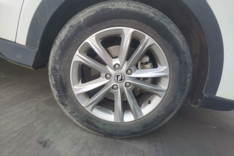 Used Dongfeng Fengon 580Pro 2020 280TGDI CVT Yuling Edition Right Front Wheel Hub