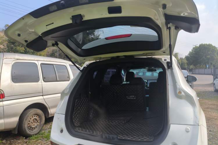 Used Dongfeng Fengon 580Pro 2020 280TGDI CVT Navigation Edition Trunk