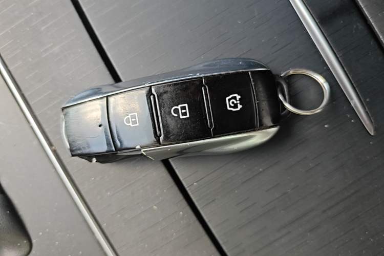Used Dongfeng Fengon 580Pro 2020 280TGDI CVT Smart Edition Vehicle Key