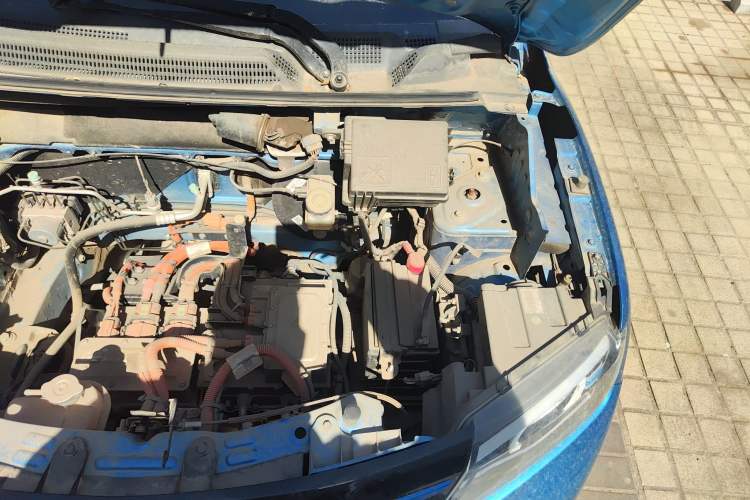 Used Dongfeng Fengon E1 2020 E-Intelligent Model Engine Bay Left
