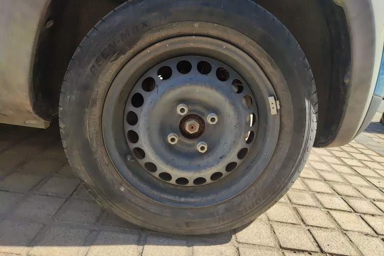Used Dongfeng Fengon E1 2020 E-Intelligent Model Right Front Wheel Hub