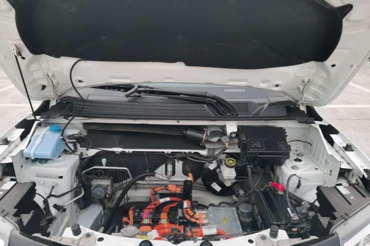 Used Dongfeng Fengon E1 2020 E-Intelligent Model Engine Bay