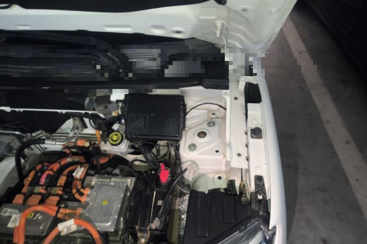 Used Dongfeng Fengon E1 2020 E-Intelligent Model Engine Bay Left