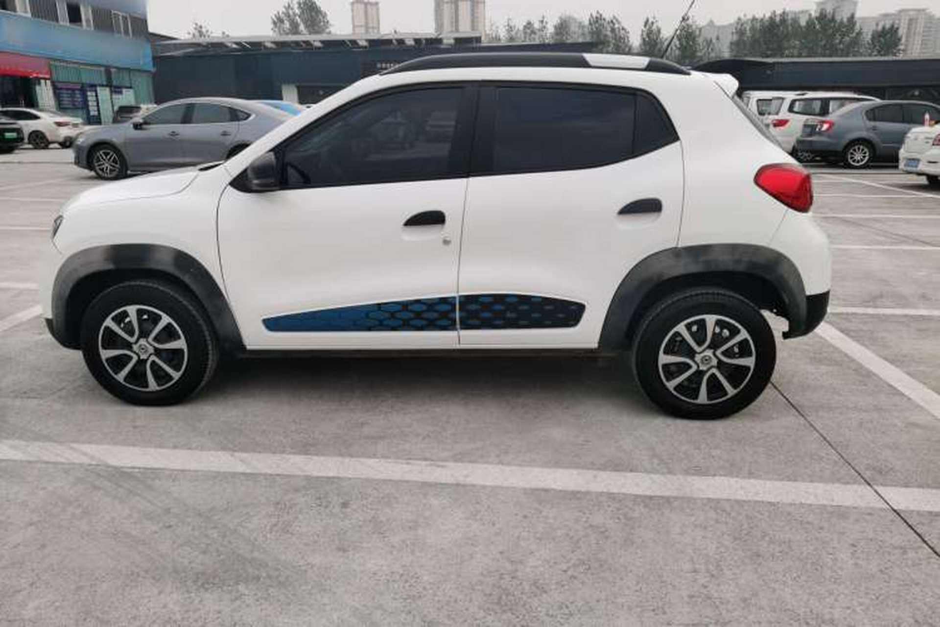 Used Dongfeng Fengon E1 2020 E-Intelligent Model Exterior 3