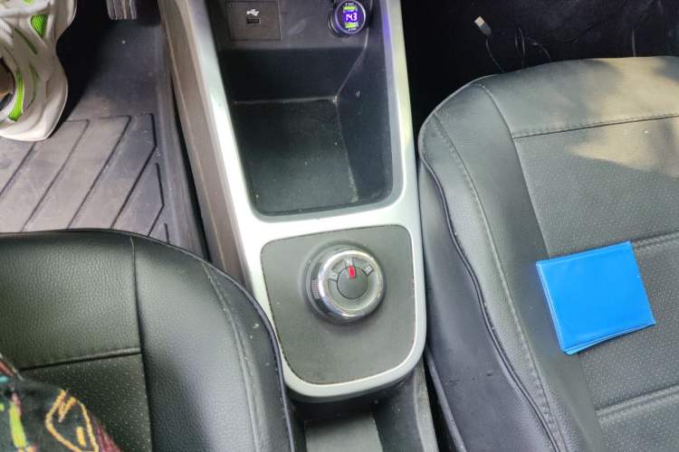 Used Dongfeng Fengon E1 2020 E-Intelligent Model Gear Lever