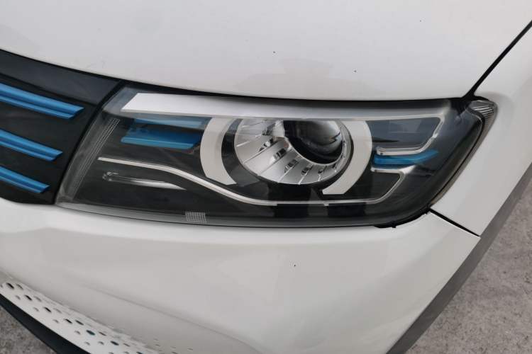 Used Dongfeng Fengon E1 2020 E-Intelligent Model Left Front Headlight