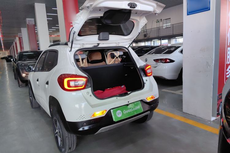 Used Dongfeng Fengon E1 2020 E-Motion Model Trunk