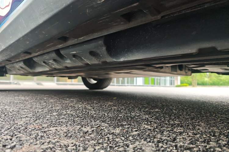Used Dongfeng Fengon E3 2019 EVR Extended-Range Luxury Model Chassis Rear Left