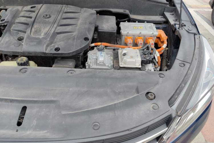 Used Dongfeng Fengon E3 2019 EVR Range-Extended Smart Enjoyment Model Engine Bay Left