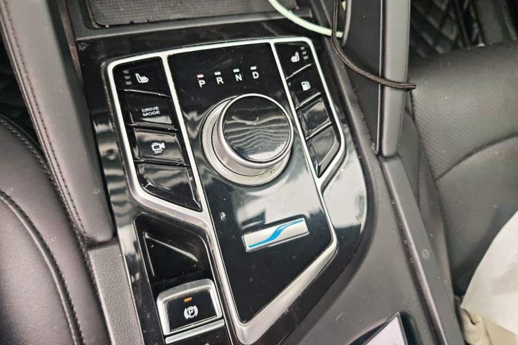 Used Dongfeng Fengon E3 2019 EVR Extended-Range Luxury Model Gear Lever