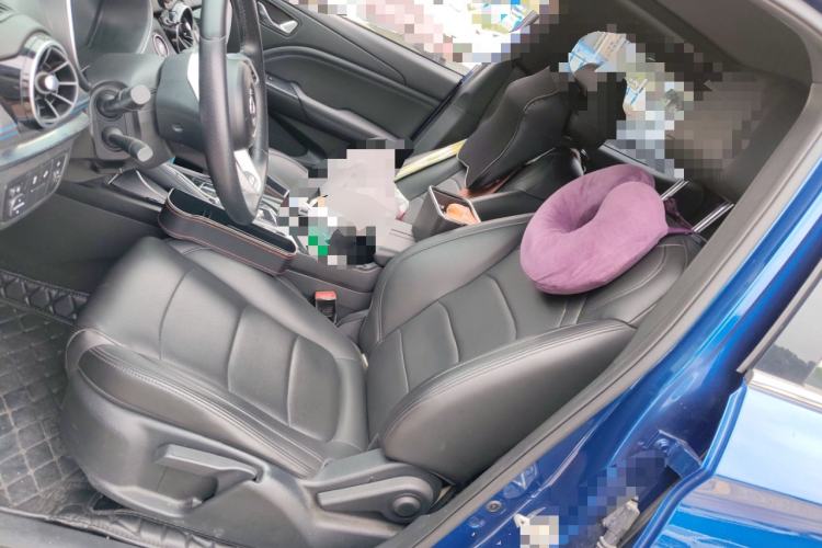 Used Dongfeng Fengon E3 2019 EVR Range-Extended Smart Enjoyment Model Left Front Seat