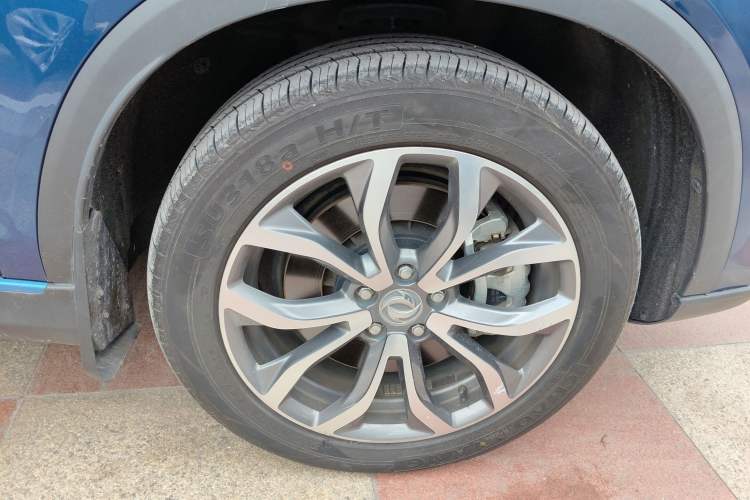 Used Dongfeng Fengon E3 2019 EVR Range-Extended Smart Enjoyment Model Right Front Wheel Hub