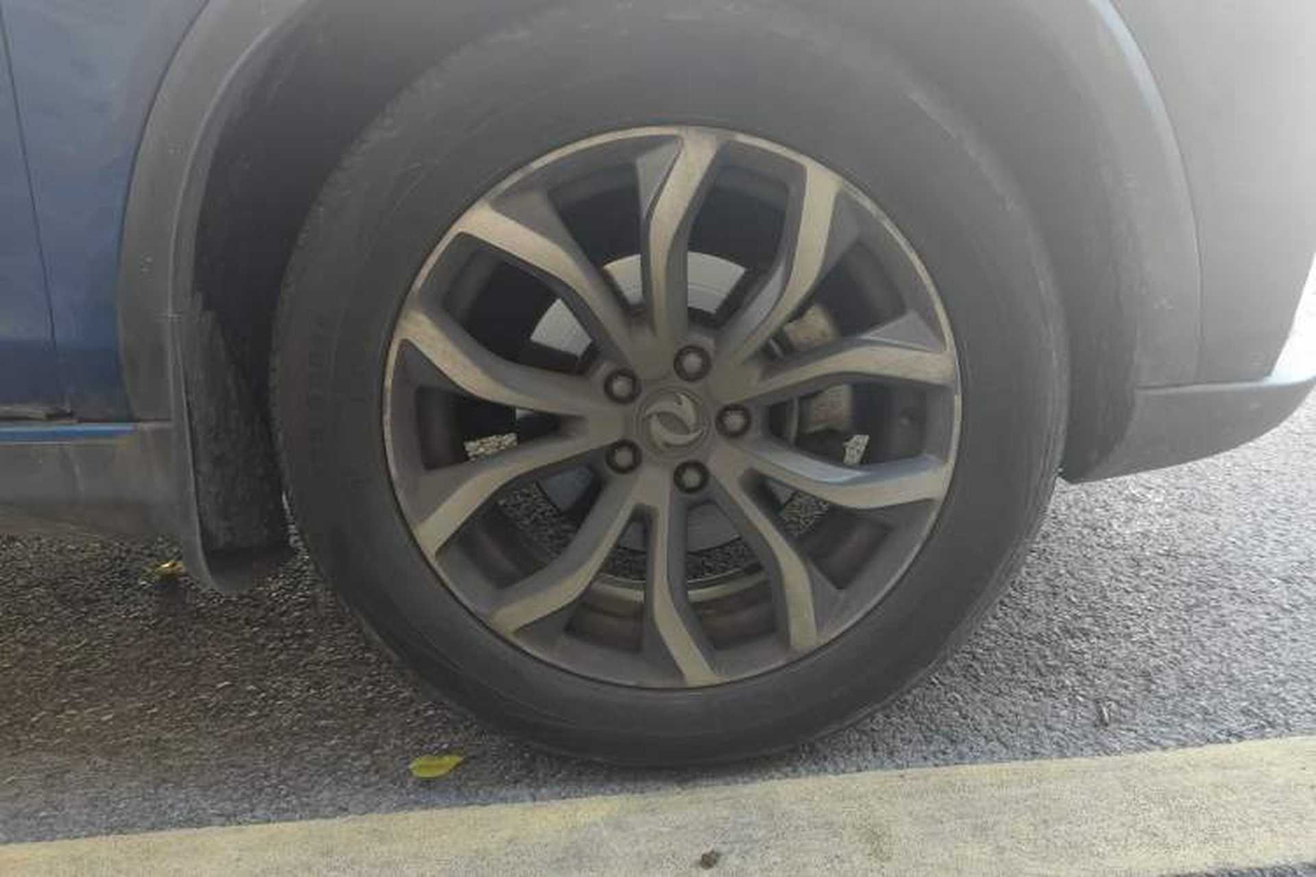 Used Dongfeng Fengon E3 2019 EV Zhiyue Model Right Front Wheel Hub