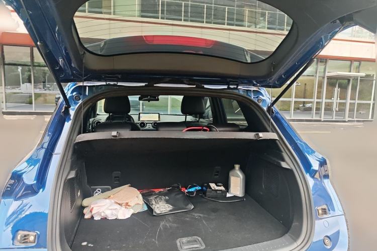 Used Dongfeng Fengon E3 2019 EVR Extended-Range Luxury Model Trunk