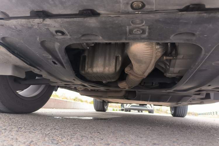 Used Dongfeng Fengon E3 2019 EVR Range-Extended Smart Model Chassis Front