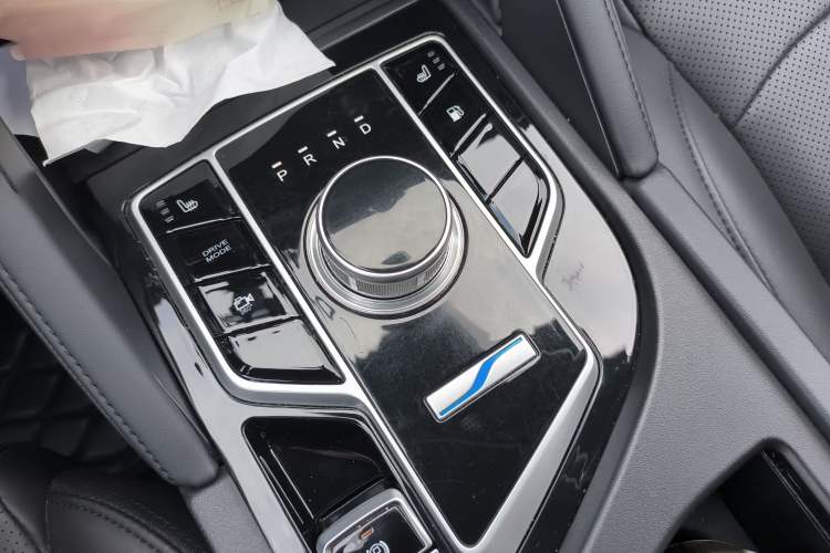 Used Dongfeng Fengon E3 2019 EVR Range-Extended Smart Model Gear Lever