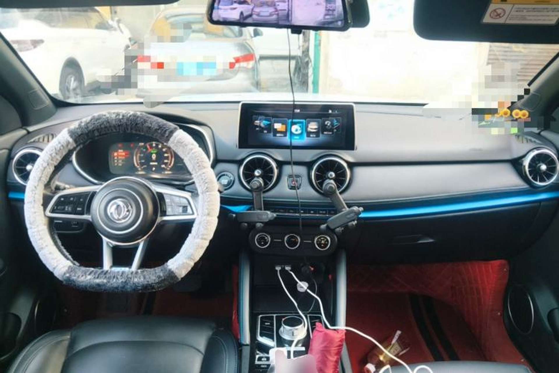 Used Dongfeng Fengon E3 2019 EV Zhiyue Model Center Console