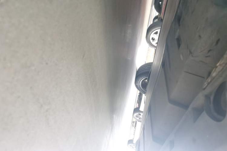 Used Dongfeng Fengon E3 2019 EV Zhiyue Model Chassis Front Left