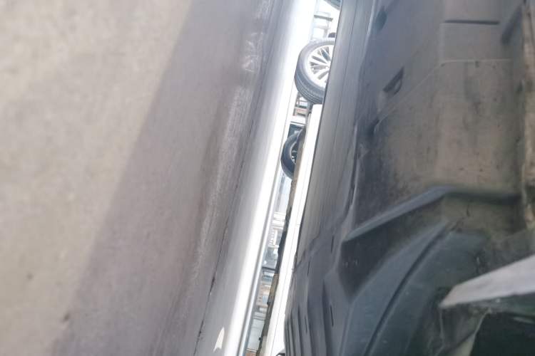 Used Dongfeng Fengon E3 2019 EV Zhiyue Model Chassis Front Right