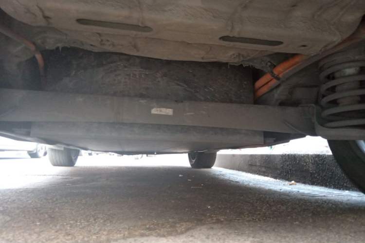 Used Dongfeng Fengon E3 2019 EV Zhiyue Model Chassis Rear