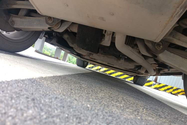 Used Dongfeng Fengon E3 2019 EVR Extended-Range Luxury Model Chassis Rear