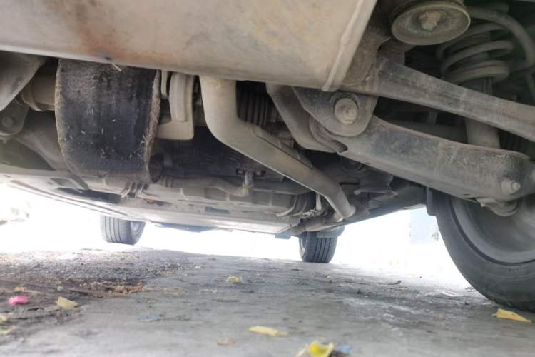 Used Dongfeng Fengon E3 2019 EVR Extended-Range Luxury Model Chassis Rear