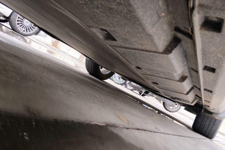 Used Dongfeng Fengon E3 2019 EV Zhiyue Model Chassis Rear Right