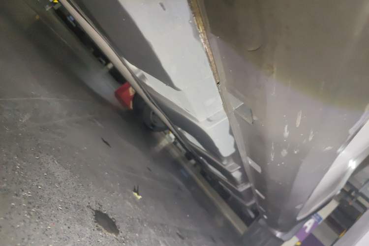 Used Dongfeng Fengon E3 2019 EV Zhiyue Model Chassis Rear Right