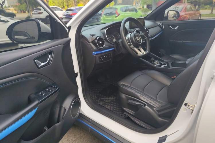 Used Dongfeng Fengon E3 2019 EV Zhiyue Model Driver Seat