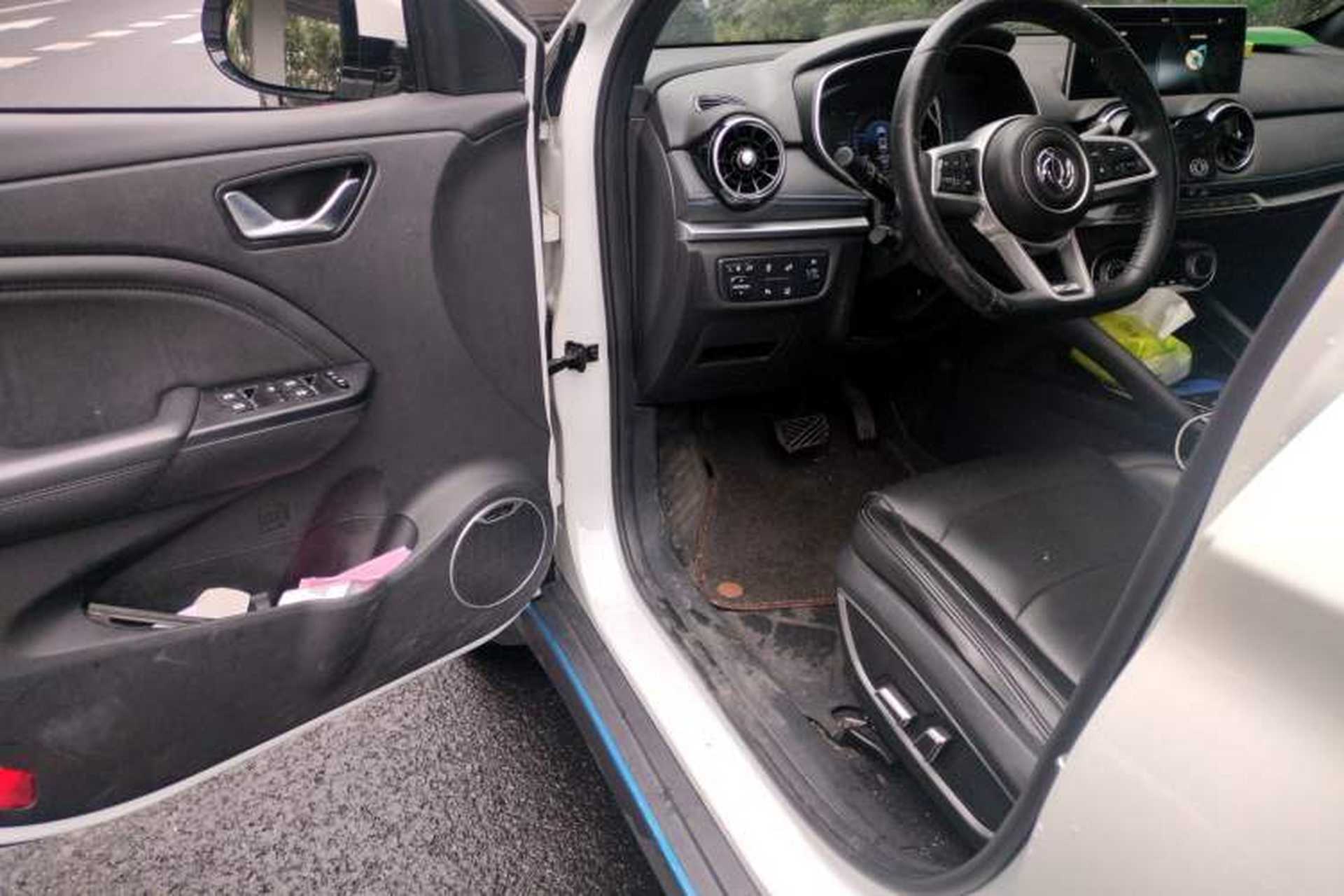 Used Dongfeng Fengon E3 2019 EVR Range-Extended Smart Model Driver Seat