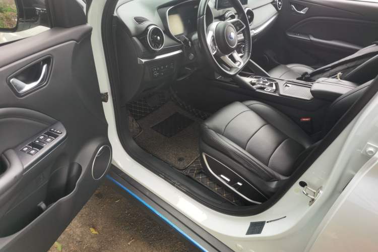 Used Dongfeng Fengon E3 2019 EVR Range-Extended Smart Enjoyment Model Driver Seat