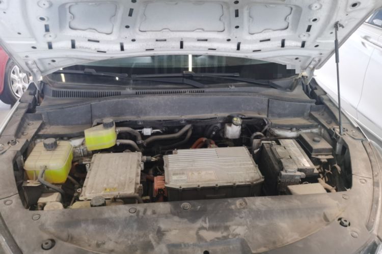 Used Dongfeng Fengon E3 2019 EV Zhiyue Model Engine Bay