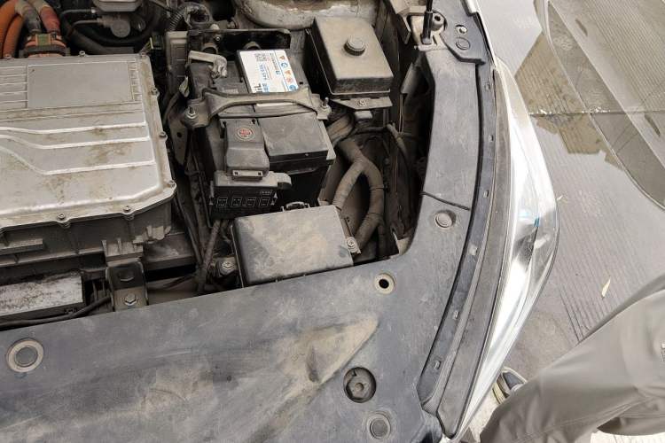 Used Dongfeng Fengon E3 2019 EV Zhiyue Model Engine Bay Left