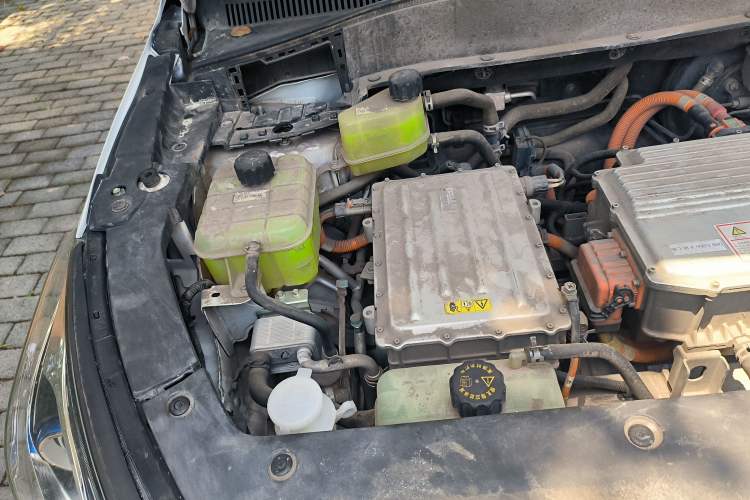 Used Dongfeng Fengon E3 2019 EV Zhiyue Model Engine Bay Right