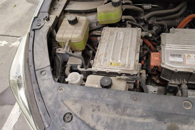 Used Dongfeng Fengon E3 2019 EV Zhiyue Model Engine Bay Right