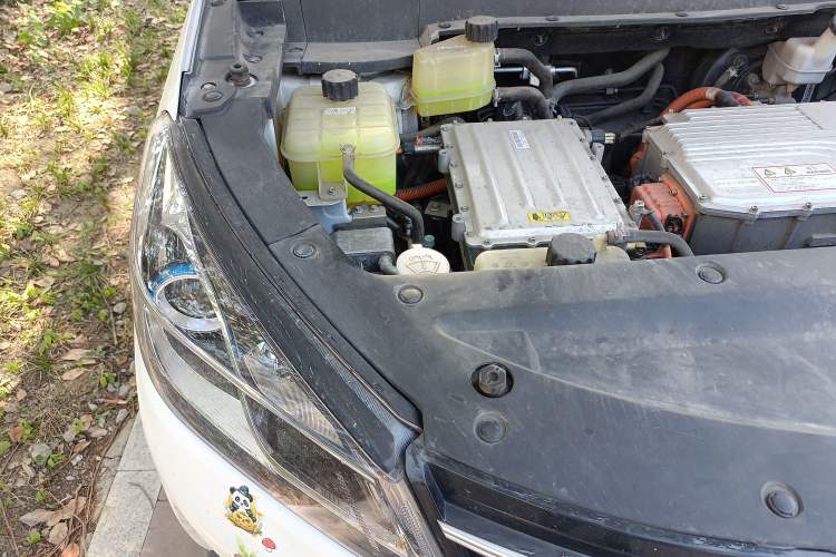 Used Dongfeng Fengon E3 2019 EV Zhiyue Model Engine Bay Right