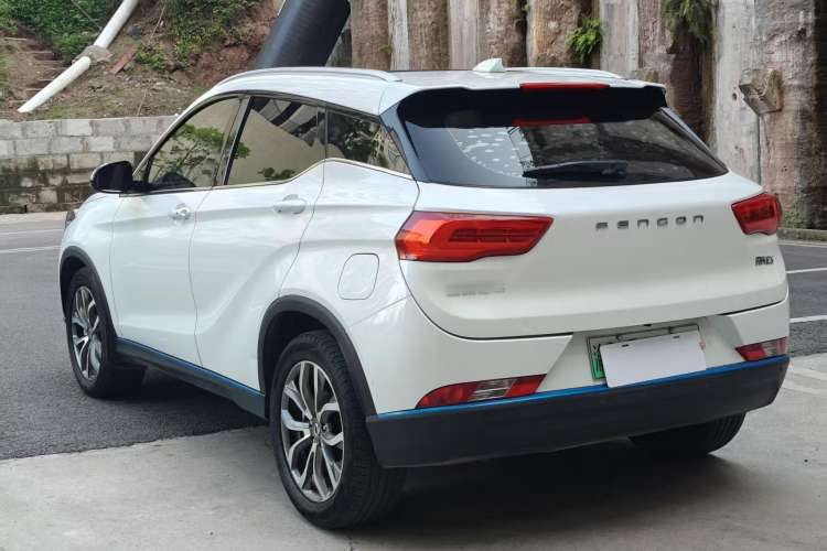 Used Dongfeng Fengon E3 2019 EVR Range-Extended Smart Model Exterior 4