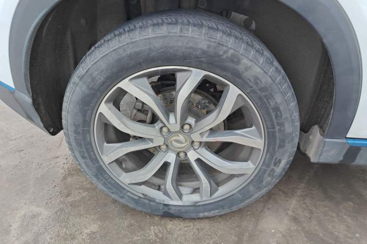 Used Dongfeng Fengon E3 2019 EV Zhihao Model Exterior 5